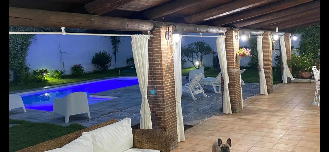 Suite Con Piscina - Vesuvio/Pompei Terzigno Exterior foto