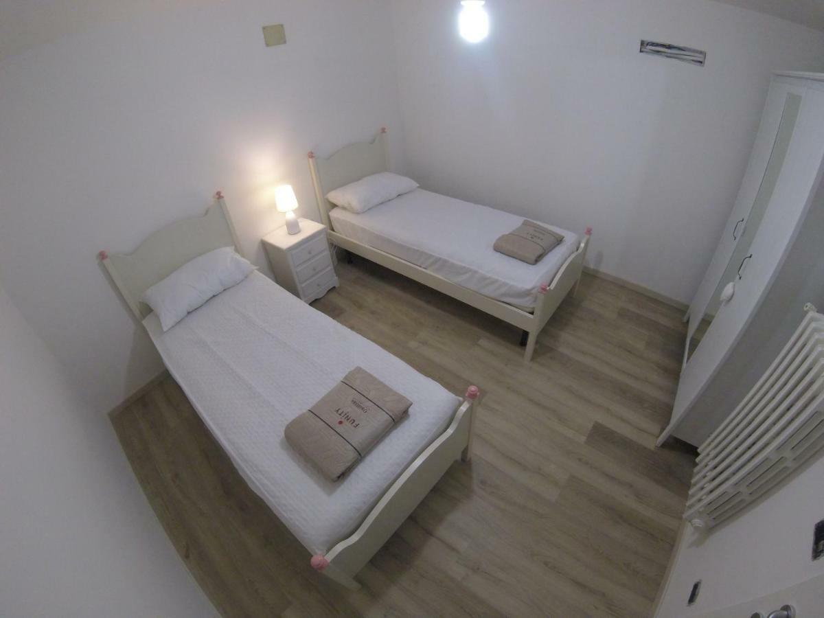 Suite Con Piscina - Vesuvio/Pompei Terzigno Exterior foto