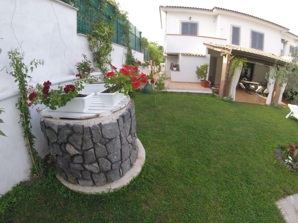 Suite Con Piscina - Vesuvio/Pompei Terzigno Exterior foto