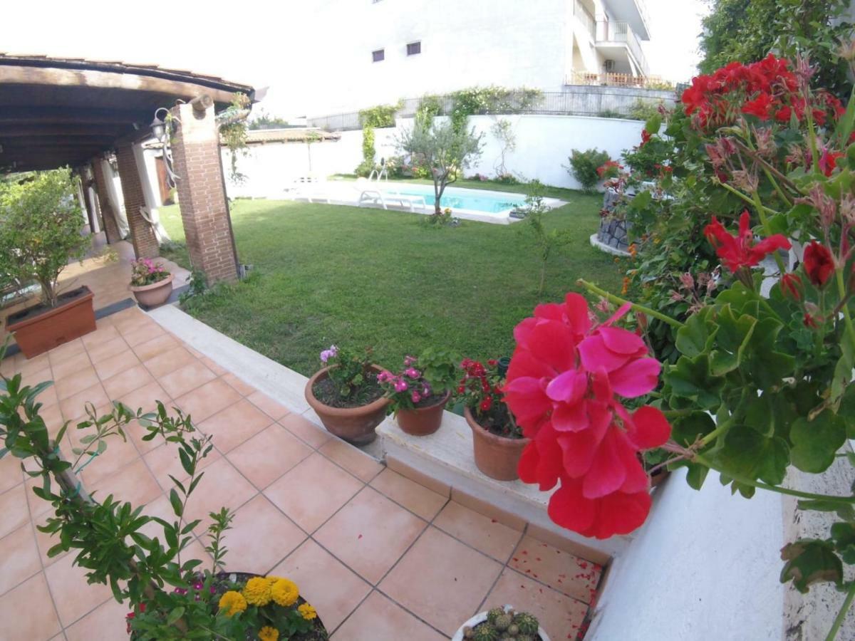 Suite Con Piscina - Vesuvio/Pompei Terzigno Exterior foto